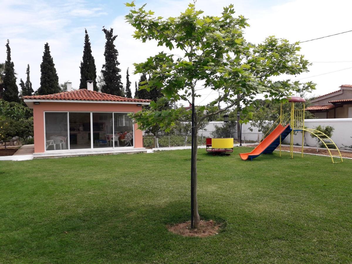 Marathon Beachside Villa 100M From The Beach Schinias Exterior photo